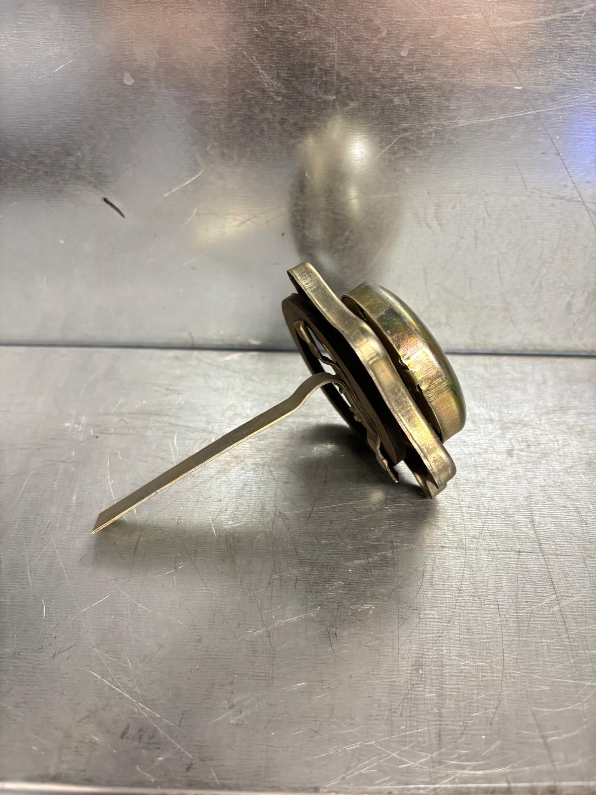 OIL TANK CAP POWER STEERING