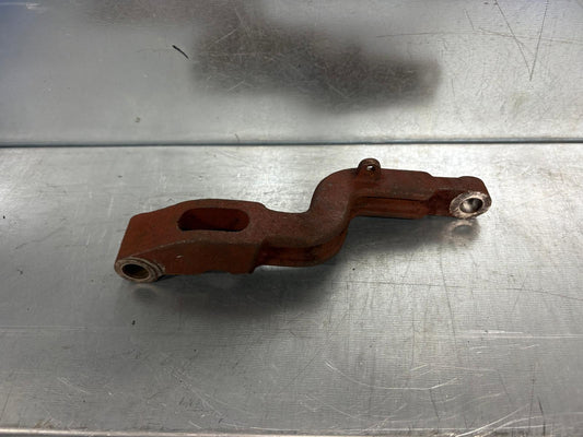 RIGHT ROCKER ARM