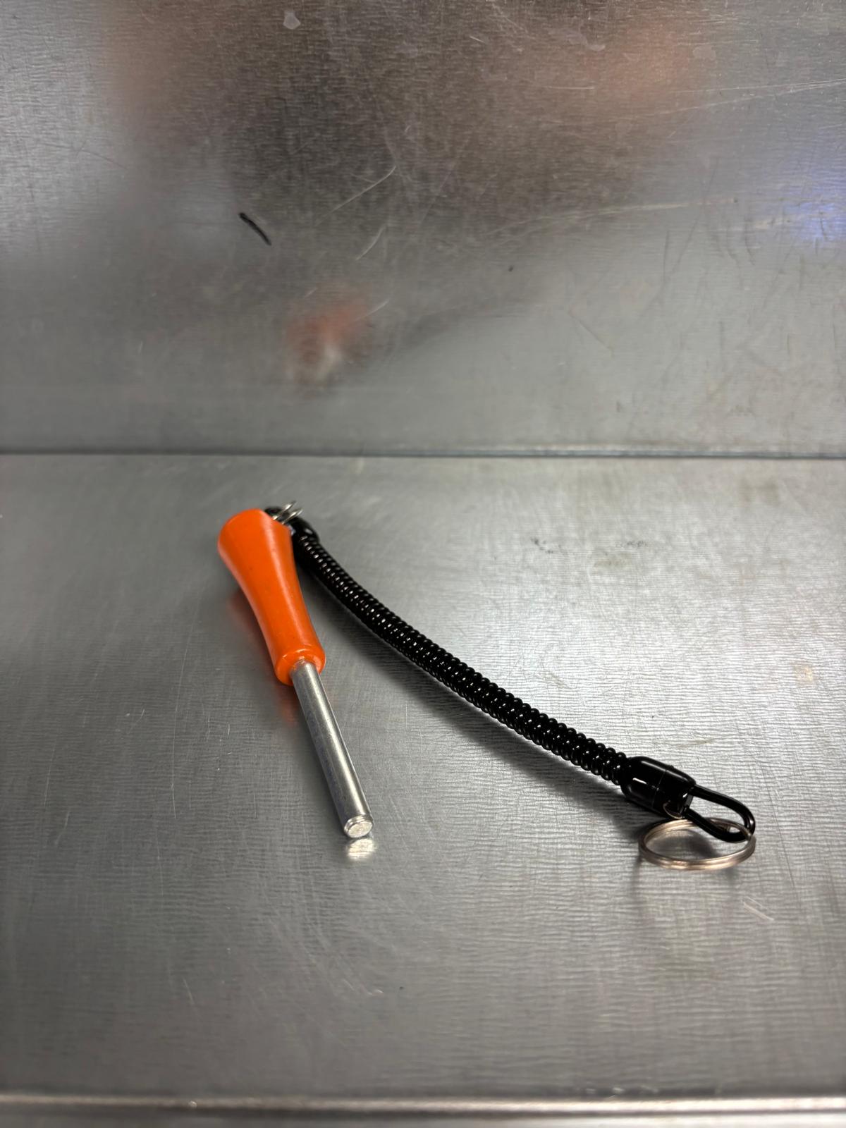 BONNET KEY