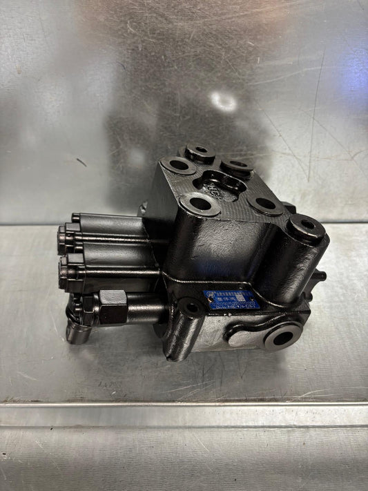 SANDWICH MULTIOLE CONTROL VALVE