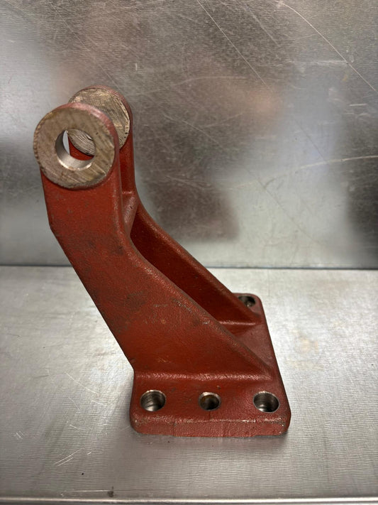 POWER STEERING CYLINDER BRACKET