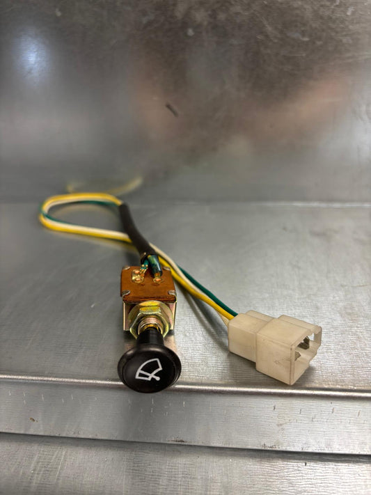 WINDSCREEN WIPER OM
