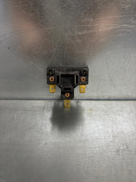CONNECTOR FOR HEADLIGHT